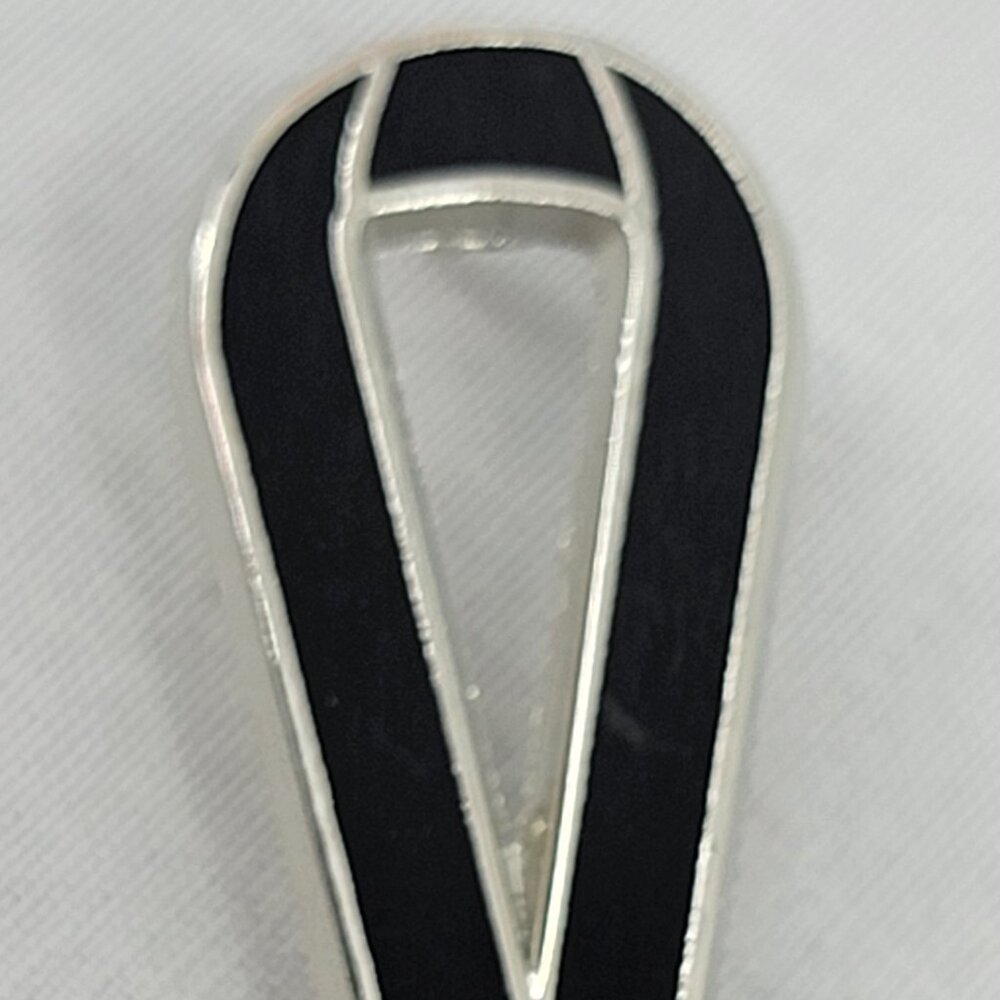 DISNEY Pin Trading ~ Cast Member Black Lanyard 1/5 ~ 2010 ~ Hidden Mickey ~ 002 - Picture 3 of 8